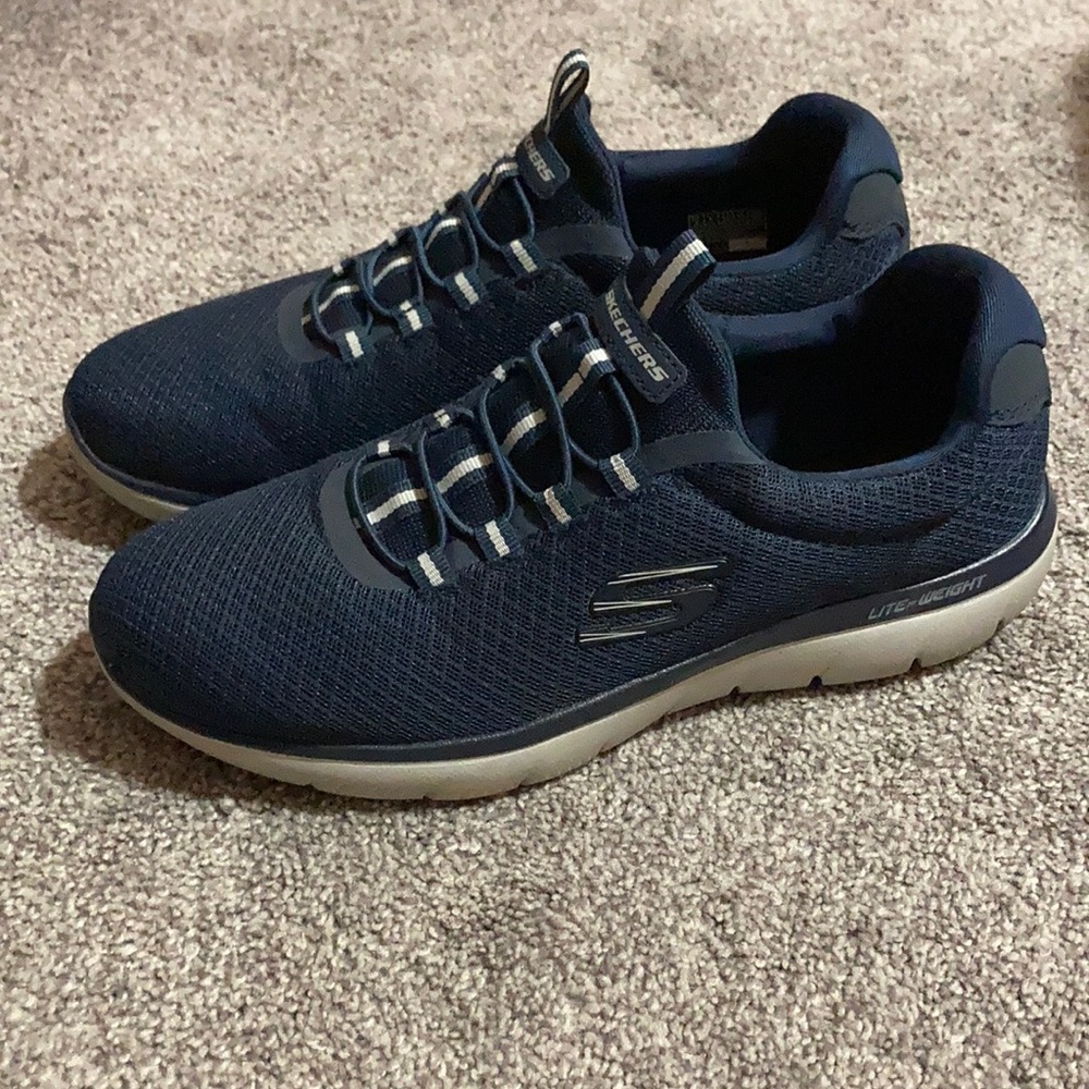 Sketchers Shoes